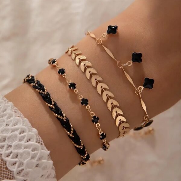 Sophie Bracelet Set – 4-Piece Layered Chain - Image 2