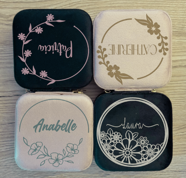 Montmartre Custom Velvet Jewelry Box with Mirror – Elegant Travel Organizer - Image 9