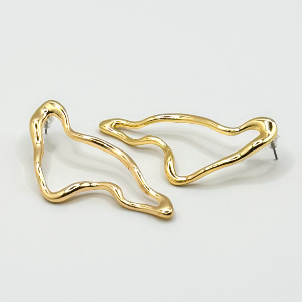 Yvette Retro Geometric Earrings – Minimalist Jewelry - Image 10