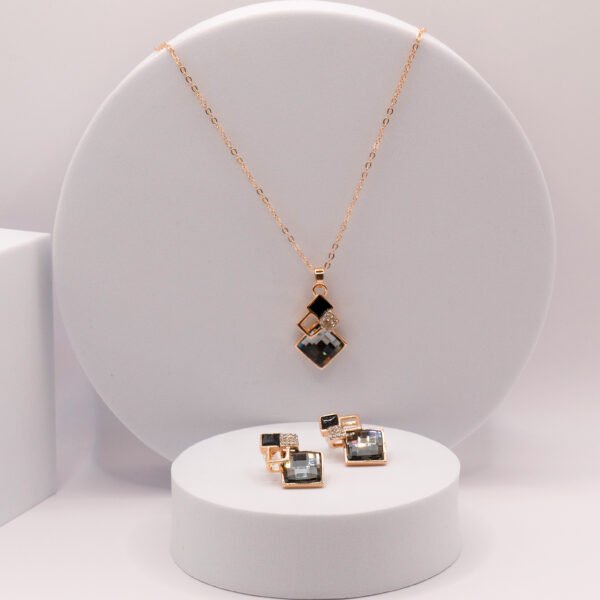 Vintage Jewelry Set – Black & Gray Geometric Necklace and Earrings - Image 3