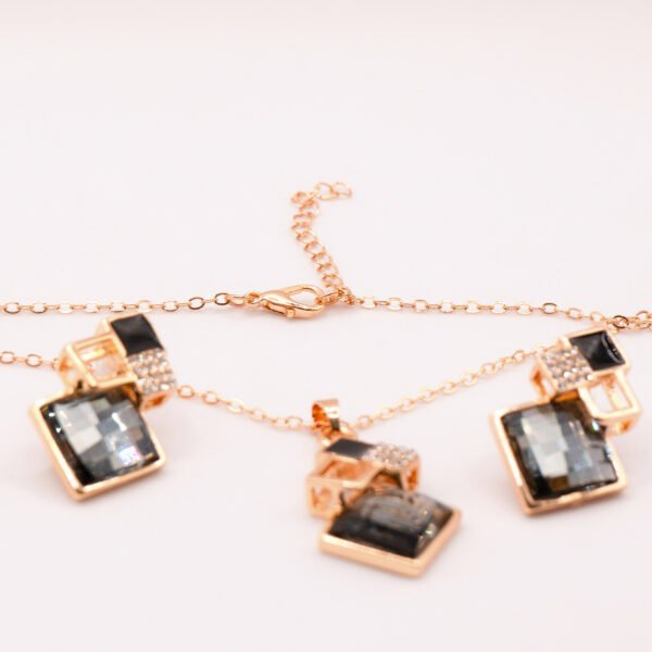 Vintage Jewelry Set – Black & Gray Geometric Necklace and Earrings - Image 12