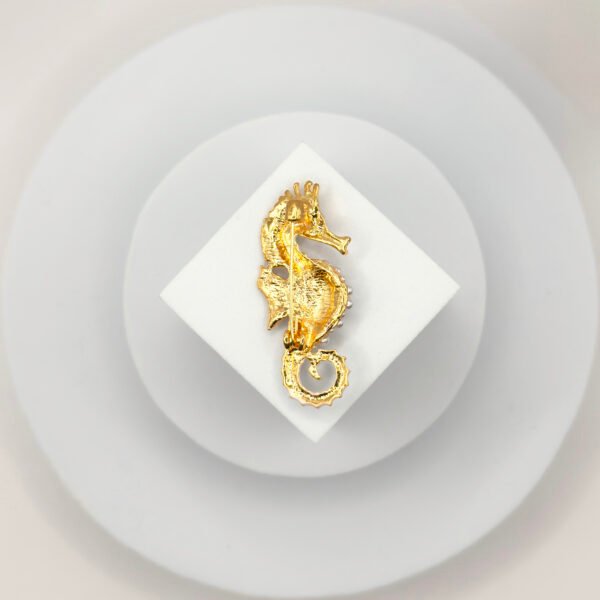Seahorse Brooch – Vintage Marine-Inspired Pin with Pearls and Crystal Accents - Image 5