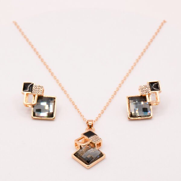 Vintage Jewelry Set – Black & Gray Geometric Necklace and Earrings - Image 2